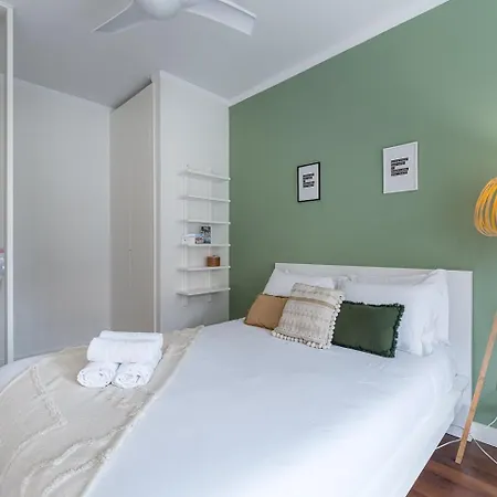 Apartamento Guestready - Almada 516 *