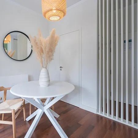 Apartamento Guestready - Almada 516